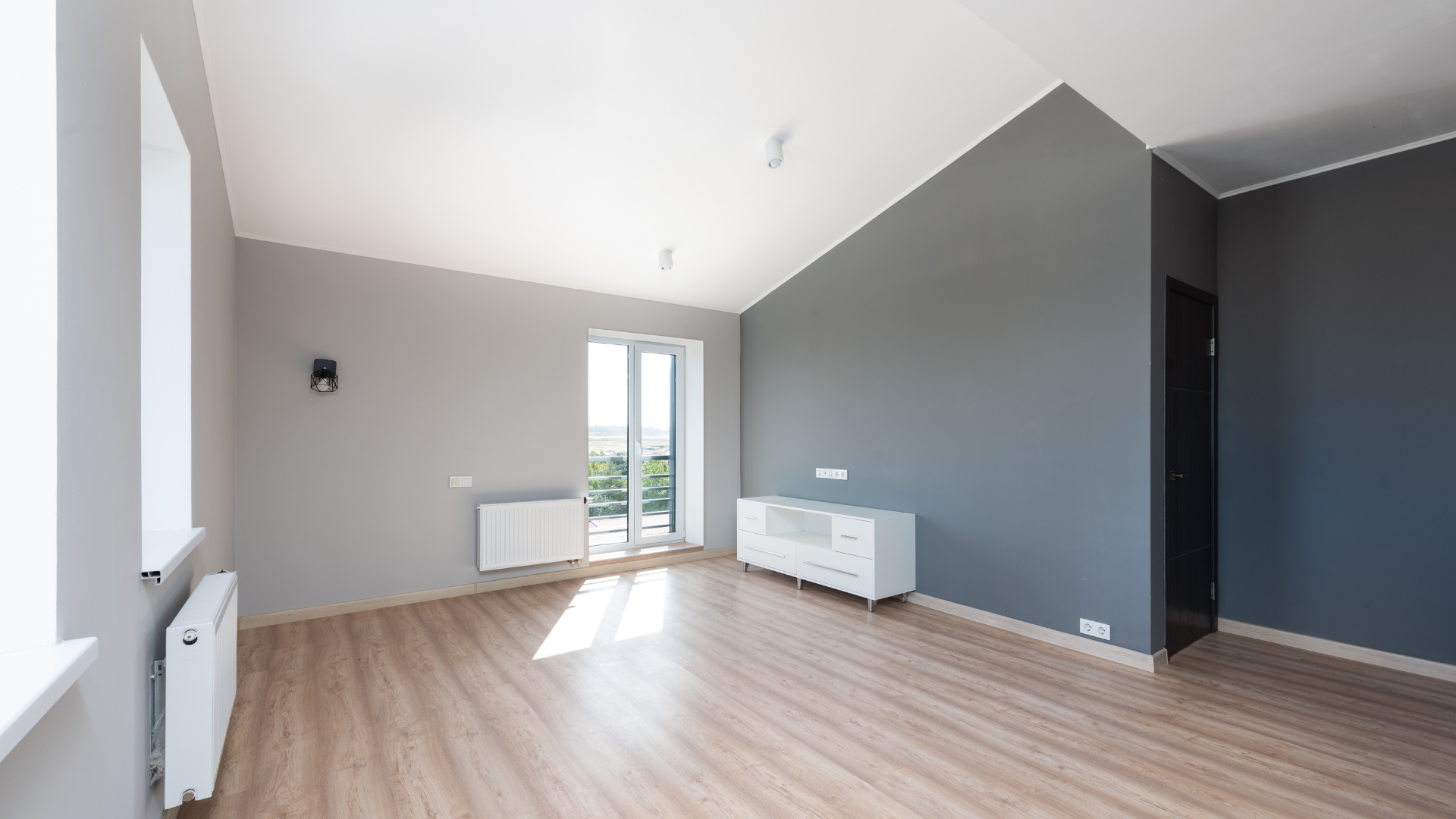 Move In / Move Out